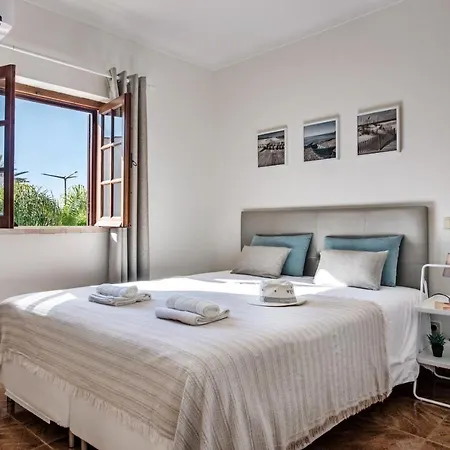 Mar - Gale *